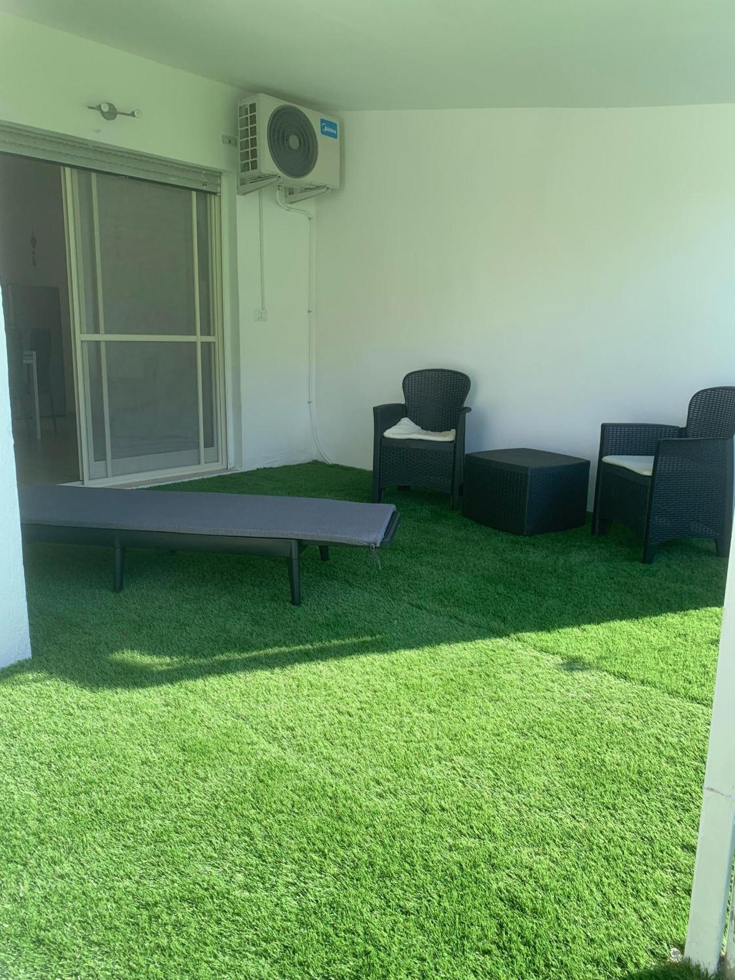 Apartamento Ippocampo Alba E Tramonto Al Giardino Duepuntozero Exterior foto